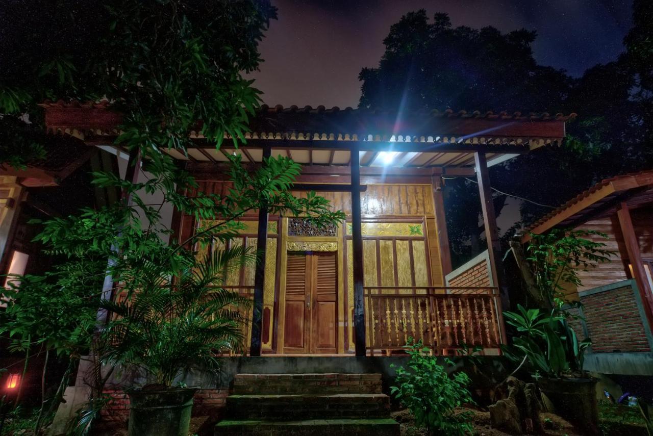 Homestay Bata Merah